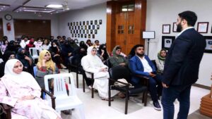 Munir Ahmad motivational speaker for student workshops | Munir Ahmad