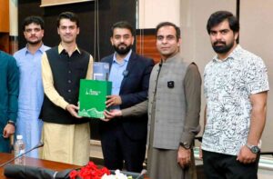 munir-ahmad-public-speaker