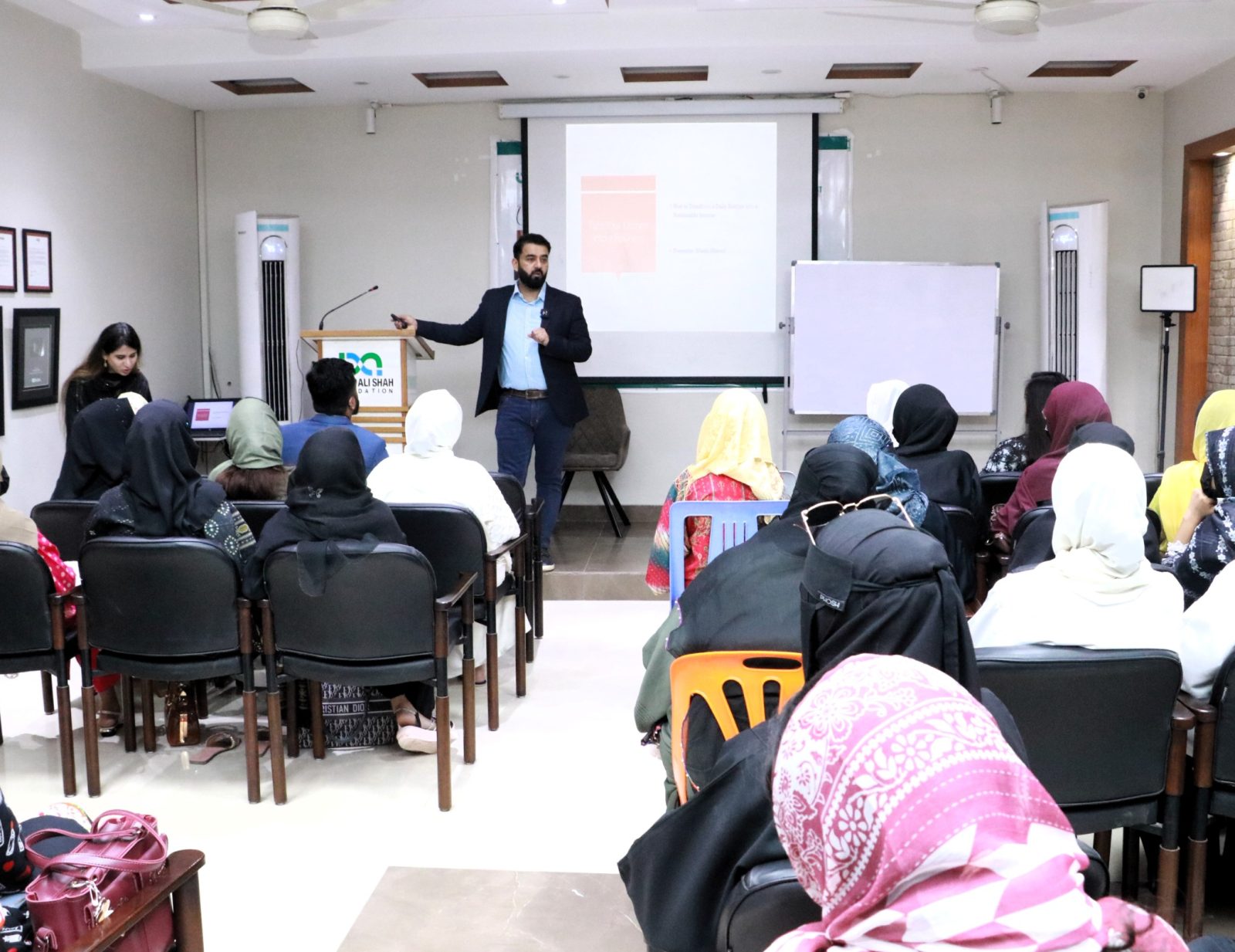munir-ahmad-motivational-speach6